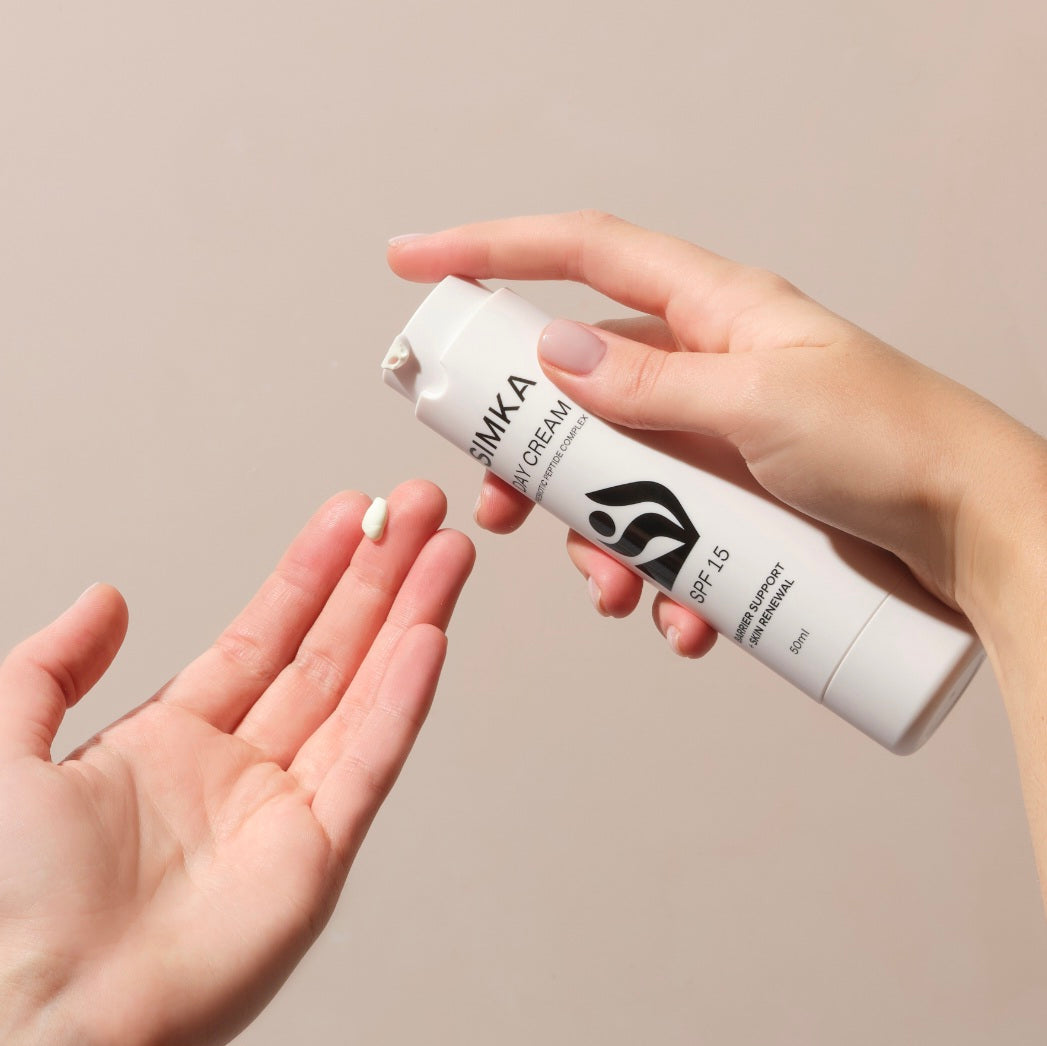 SIMKA Prebiotic Peptide Day Cream SPF15